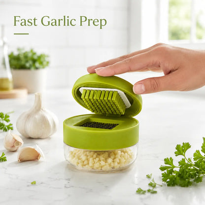 Manual Garlic Chopper with Stainless Steel Blades and Clear Collection Cup, Compact Kitchen Mincer for Garlic, Ginger, Onion, and Chili, Easy-Press Food Preparation Tool, Green